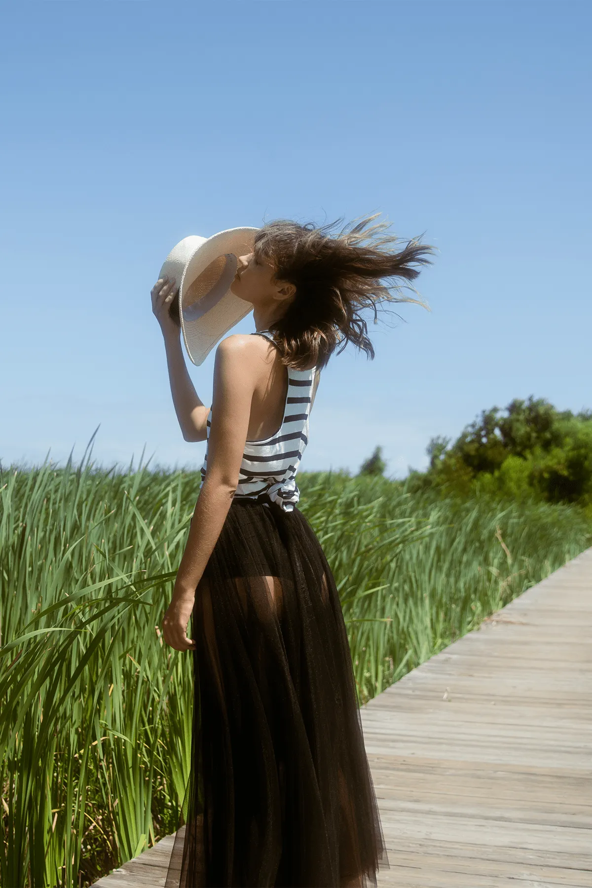 Chic Tulle Skirt with Jersey Coulotte in Nero