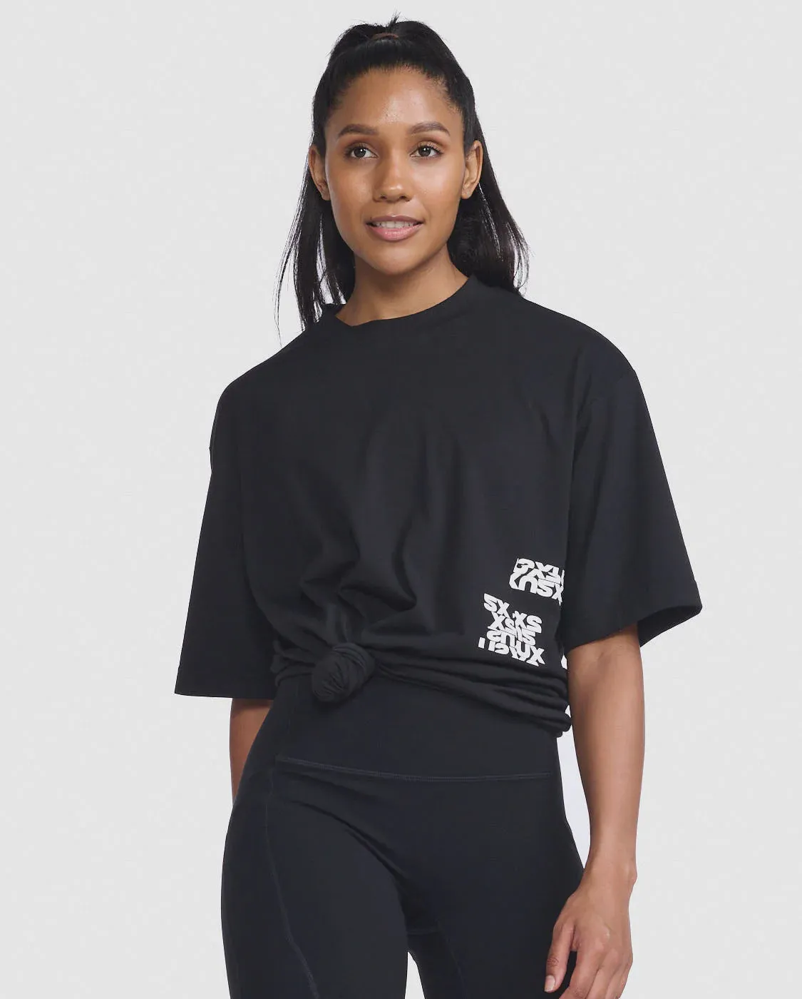 Form Boyfriend Tee - Black