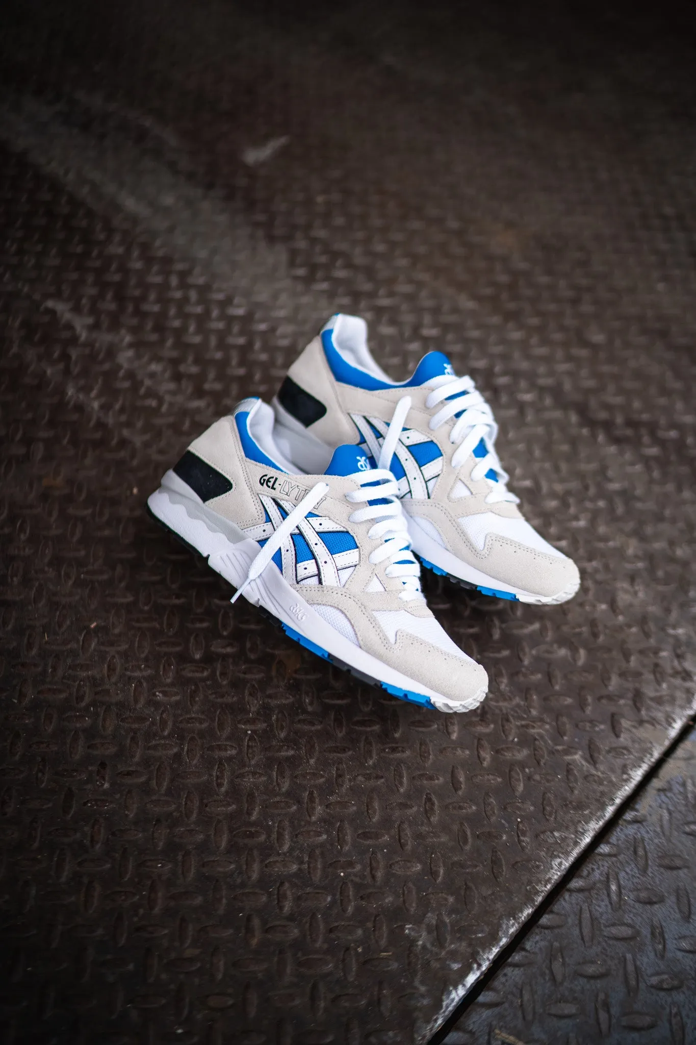 Mens Asics Gel-Lyte V (White/Electric Blue)