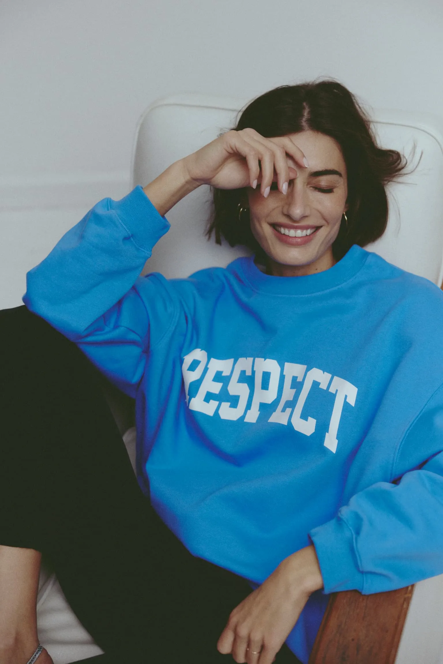 Sweatshirt 'Respect' in Blau